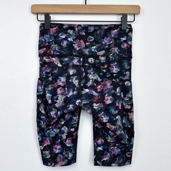 Lululemon Fast And Free Activate Black Floral 6" Inseam Bike Shorts Size 4 - Picture 8 of 9